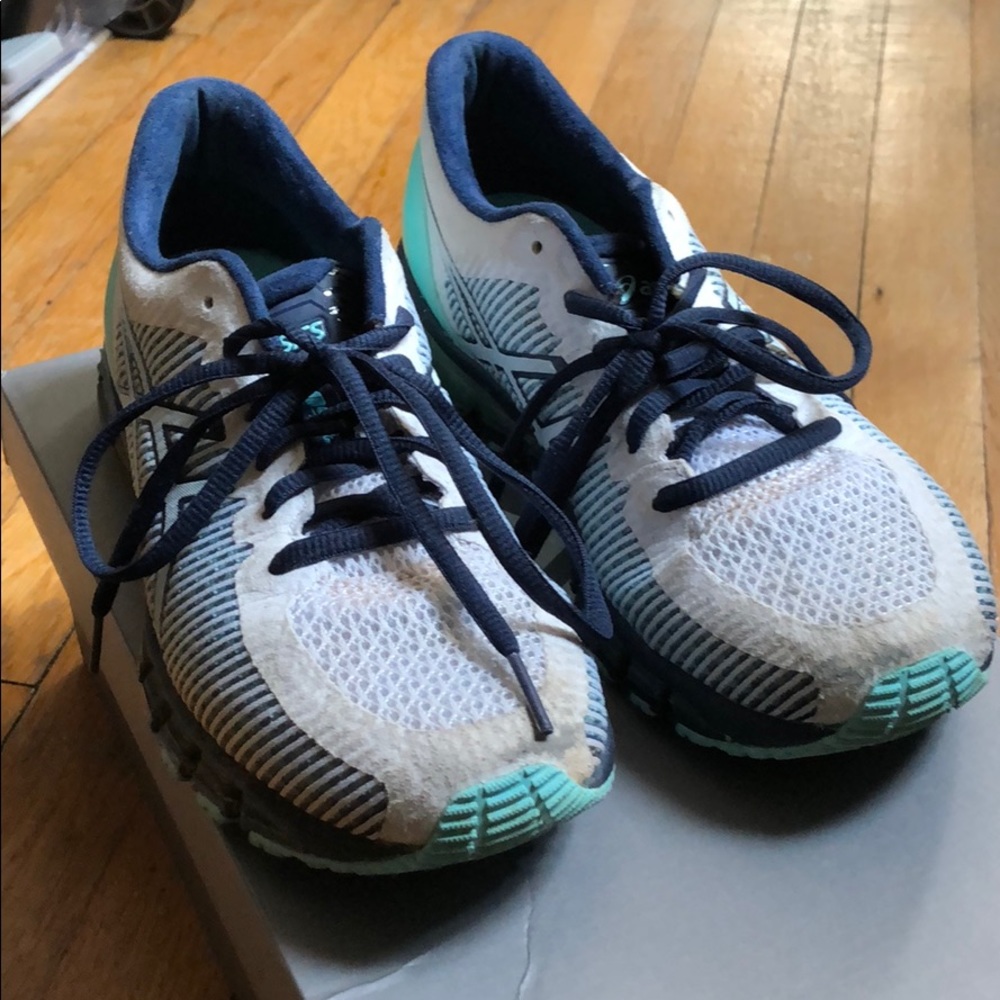 ASIC running shoes